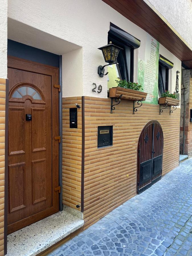 Alte Schmiede In Der Altstadt Von Sankt Goarshausen Ngoại thất bức ảnh